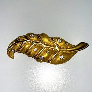Gold Tone Leaf Brooch with Rhinestones